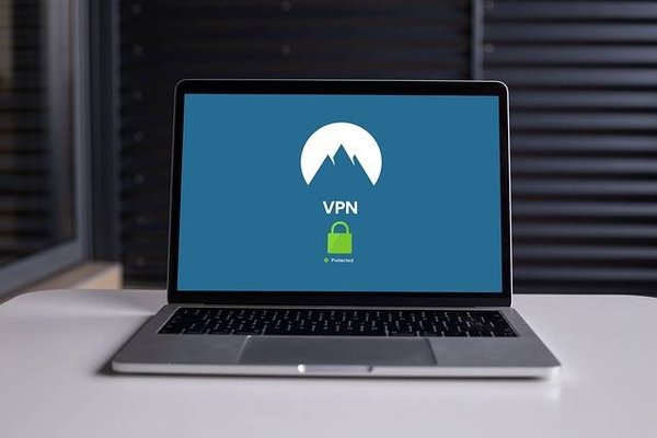 Les meilleures pratiques pour sécuriser votre réseau informatique : pare-feu, VPN, antivirus