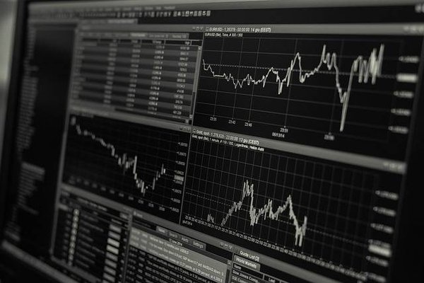Introduction à l'Analyse de Données : Les Outils et Techniques Clés pour Extraire des Informations Utiles